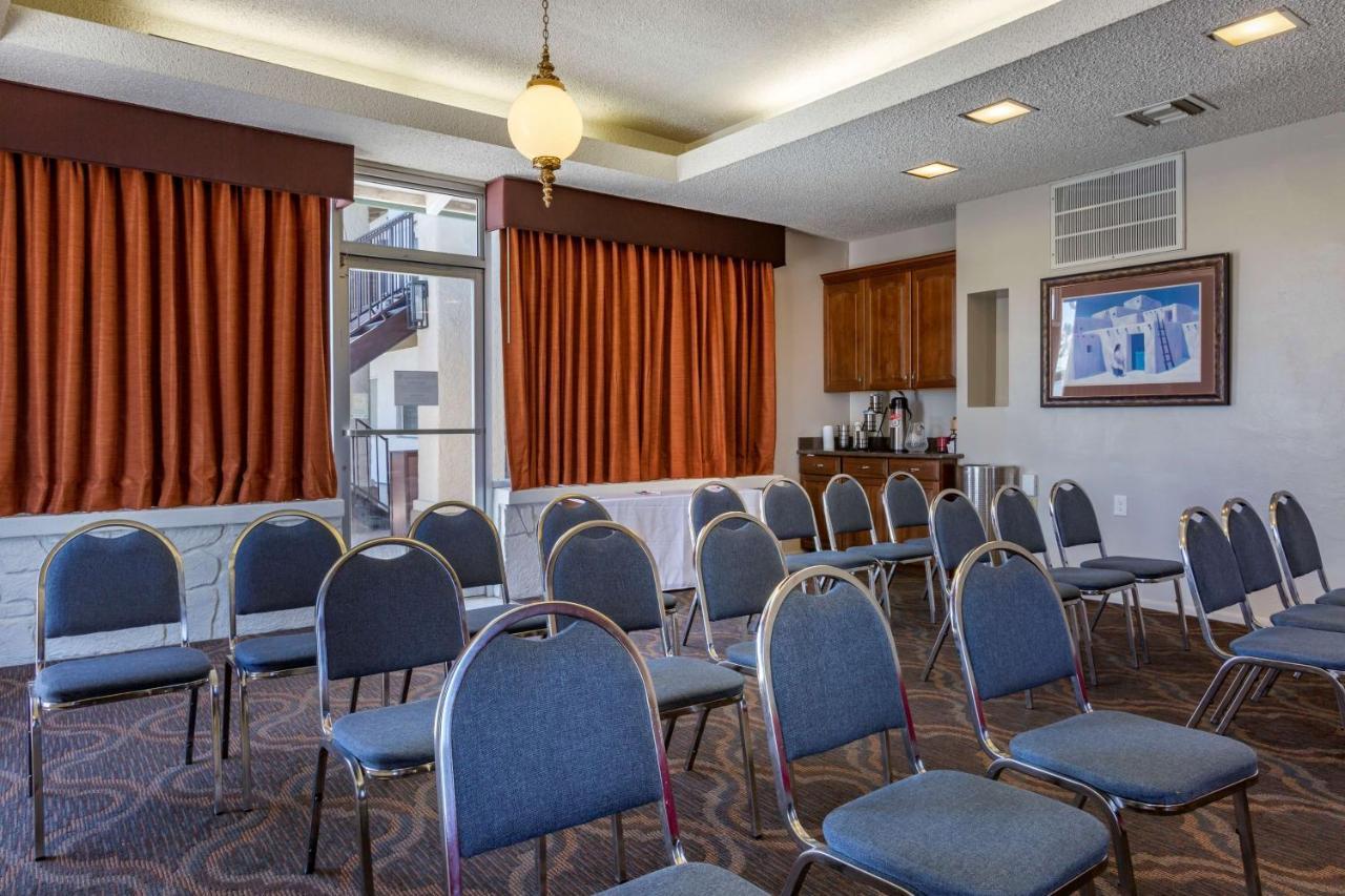 Best Western Plus King'S Inn And Suites Kingman Bagian luar foto