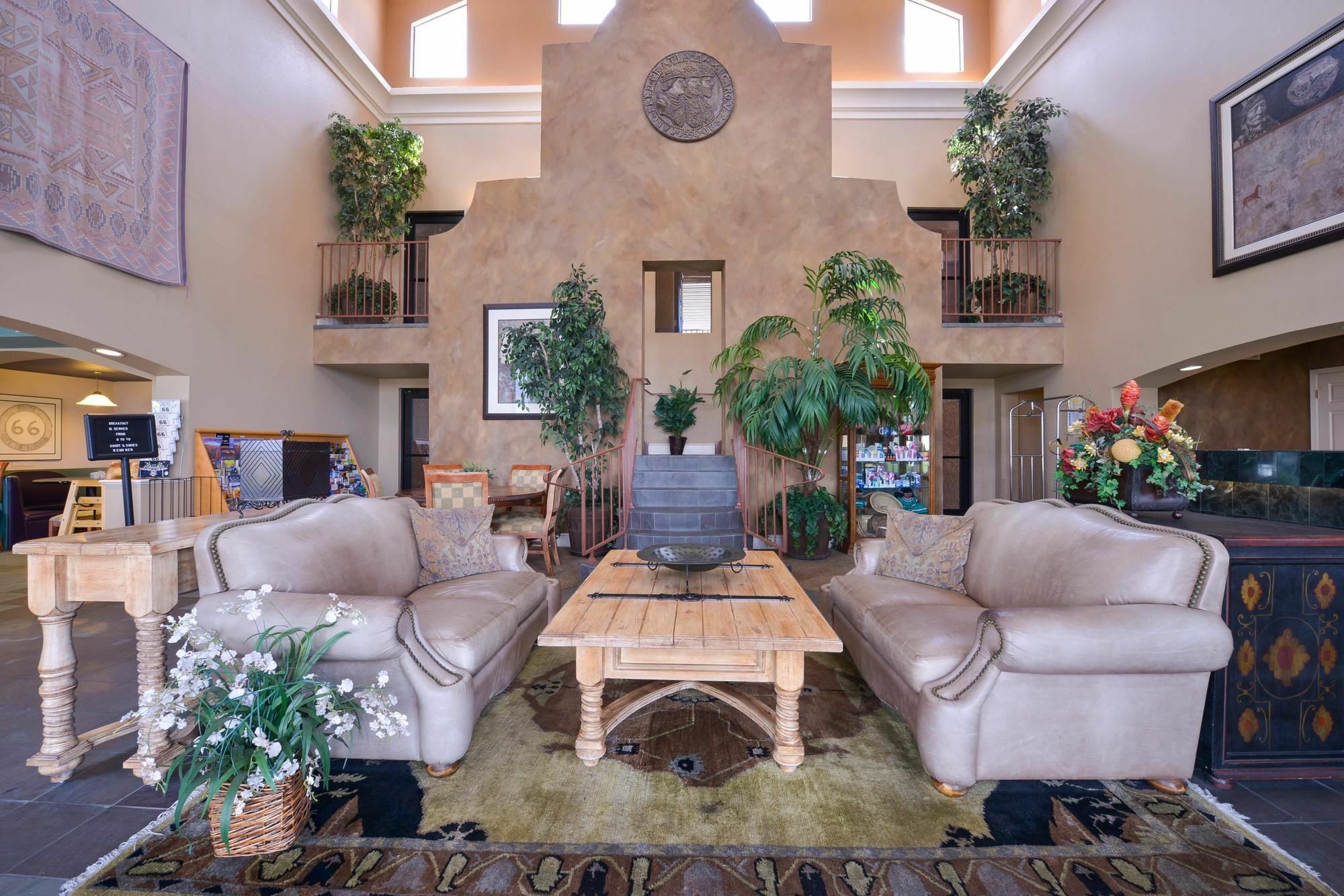 Best Western Plus King'S Inn And Suites Kingman Bagian luar foto